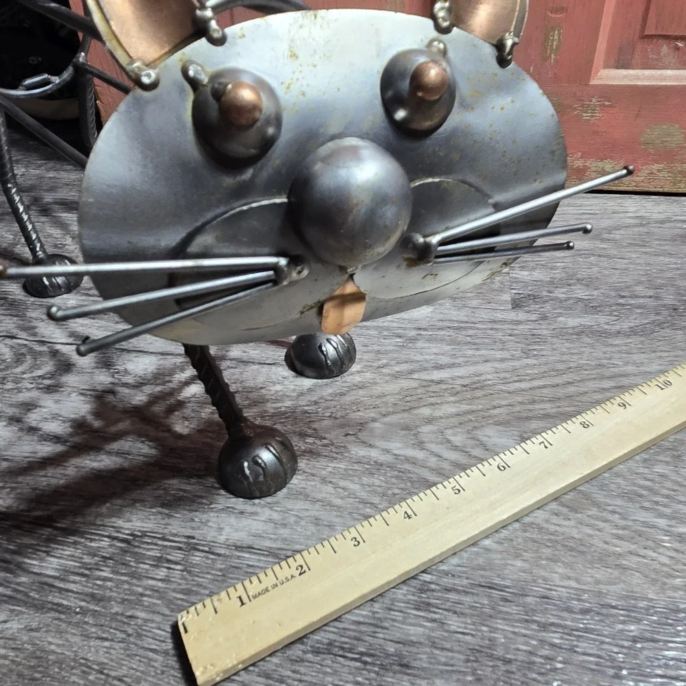 Metal‎ Art Wine Bottle Holder Cat Freestanding Kitten Four Legs Unique No Tail
